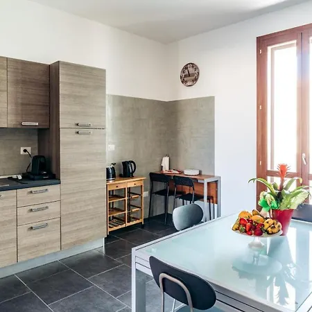 Apartment Welcomely - Senyera *